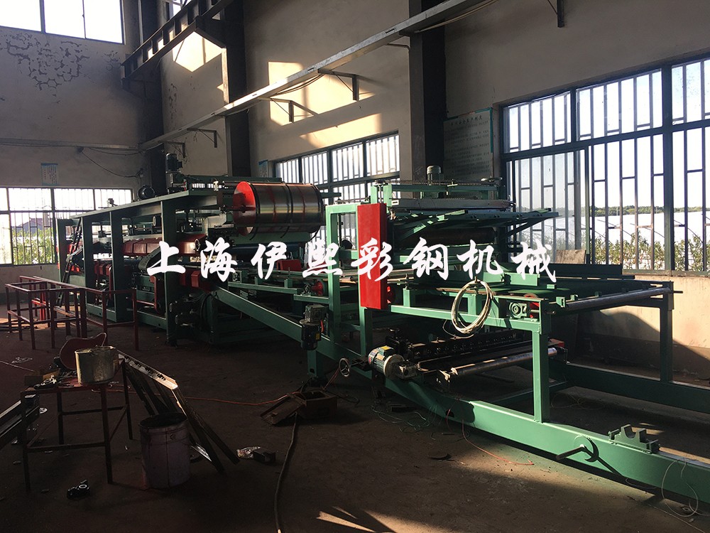 集裝箱板機彩鋼復合機